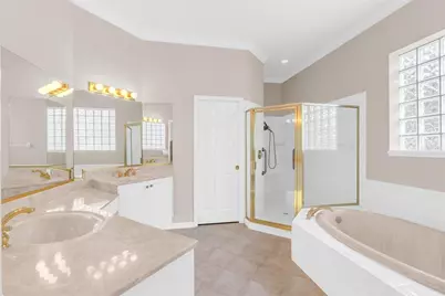 3865 Winding Lake Circle, Orlando, FL 32835 - Photo 16