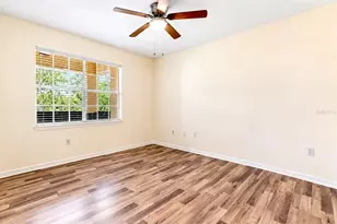 2558 Robert Trent Jones Dr, Orlando, FL 32835 - Photo 10