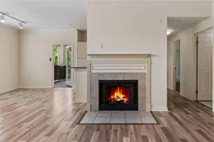 2558 Robert Trent Jones Dr, Orlando, FL 32835 - Photo 8