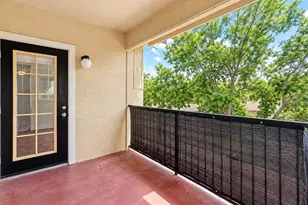 2558 Robert Trent Jones Dr, Orlando, FL 32835 - Photo 18