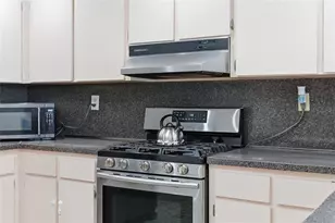 1310 W 30th St, Hialeah, FL 33012 - Photo 12