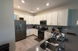 9896 Red Eagle Dr, Orlando, FL 32825 - Photo 2