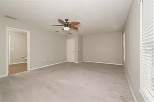 8870 Pebblebrooke Dr, Lakeland, FL 33810 - Photo 10