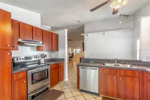 1345 Tindaro Dr, Apopka, FL 32703 - Photo 14