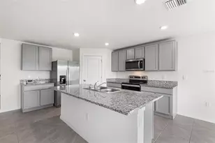 5106 Plumeria Dr, Wimauma, FL 33598 - Photo 4