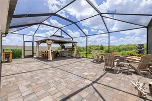 3413 Ivy Hollow Dr, Plant City, FL 33565 - Photo 8