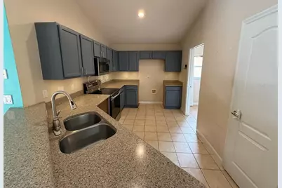 3045 Merlot Way, Clermont, FL 34714 - Photo 6