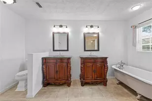 315 Wooten Rd, Lutz, FL 33548 - Photo 20