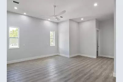 1190 W Lakeshore Drive, Clermont, FL 34711 - Photo 16