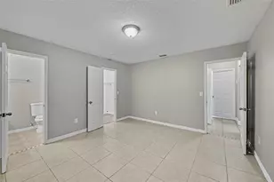 28042 Lois Dr, Tavares, FL 32778 - Photo 32