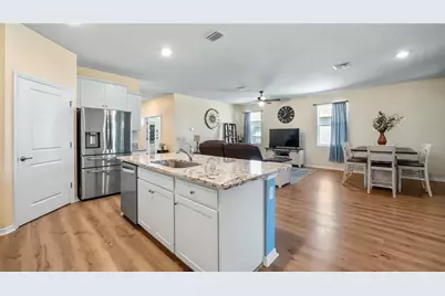 8033 Penrose Place, Wildwood, FL 34785 - Photo 6