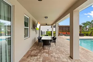7721 Fairfax Dr, Kissimmee, FL 34747 - Photo 6