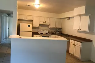 916 Alecon Dr, Orlando, FL 32808 - Photo 4