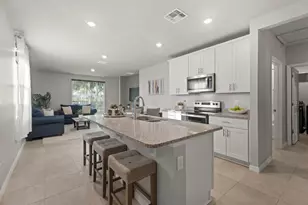 2787 Bella Vista Dr, Davenport, FL 33897 - Photo 4