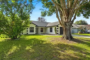 4209 Red Bird Ave, Saint Cloud, FL 34772 - Photo 2
