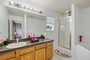 1228 Sandy Ridge Dr, Davenport, FL 33896 - Photo 18