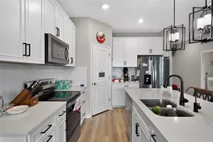 184 Daylily Blvd, Nokomis, FL 34275 - Photo 12