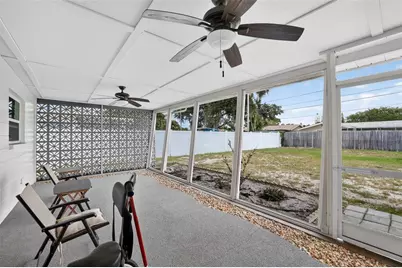 6960 23rd Street S, Saint Petersburg, FL 33712 - Photo 10