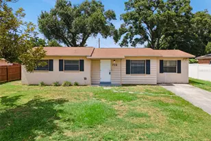 712 Clayton St, Brandon, FL 33511 - Photo 32