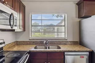 712 Clayton St, Brandon, FL 33511 - Photo 16