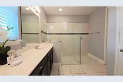 9015 Pelican Cove Trace, Kissimmee, FL 34747 - Photo 16