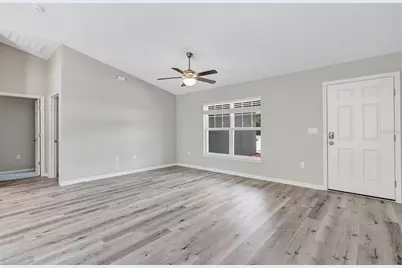 21512 SW Rainbow Lakes Boulevard, Dunnellon, FL 34431 - Photo 4