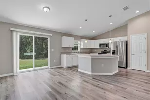 21512 SW Rainbow Lakes Blvd, Dunnellon, FL 34431 - Photo 6