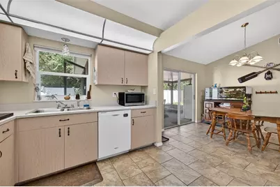 504 Sandpiper Court, Edgewater, FL 32141 - Photo 10