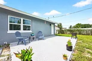 2910 Flynn St, Deltona, FL 32738 - Photo 16