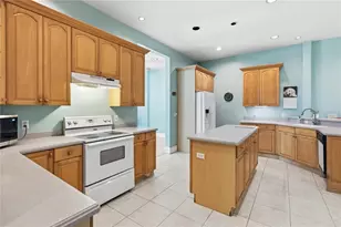 31243 Bear Pond Dr, Sorrento, FL 32776 - Photo 10