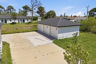 195 Rotonda Blvd W, Rotonda West, FL 33947 - Photo 18