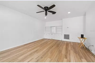 106 N Kentucky Avenue, Deland, FL 32724 - Photo 10