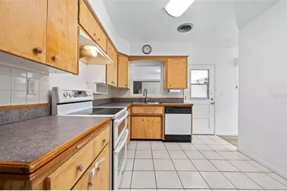 106 N Kentucky Avenue, Deland, FL 32724 - Photo 16