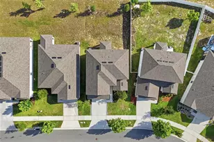 1017 Calico Pointe Cir, Groveland, FL 34736 - Photo 42