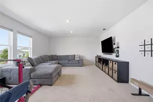 1017 Calico Pointe Cir, Groveland, FL 34736 - Photo 26