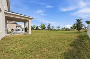1017 Calico Pointe Cir, Groveland, FL 34736 - Photo 40