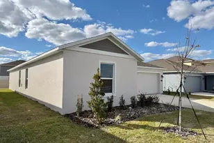 2122 Chris Dr, Winter Haven, FL 33884 - Photo 2