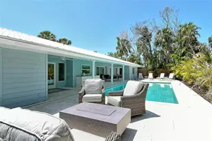 4852 Featherbed Ln, Sarasota, FL 34242 - Photo 40