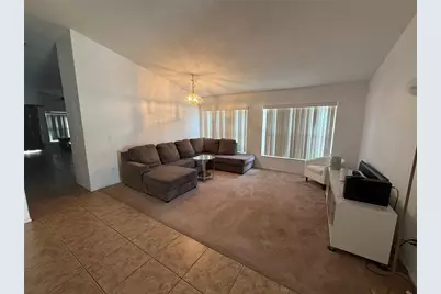 521 Castlemain Circle, Davenport, FL 33897 - Photo 2