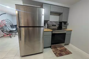 6212 18th St, Zephyrhills, FL 33542 - Photo 10