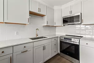 220 Maynard Ave, Orlando, FL 32803 - Photo 8