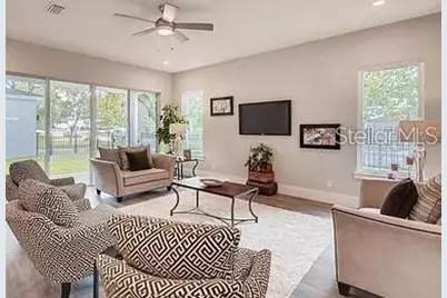 200 E Grant Street, Orlando, FL 32806 - Photo 8