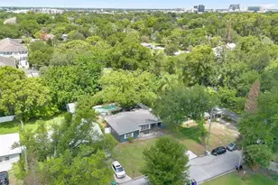 2512 Lake Wade Ct, Orlando, FL 32806 - Photo 32