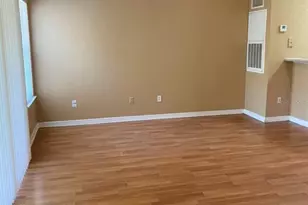 5028 Park Central Dr, Orlando, FL 32839 - Photo 4