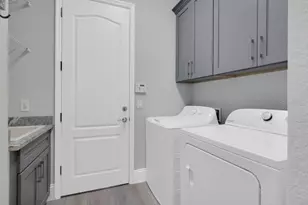 10459 Stapeley Dr, Orlando, FL 32832 - Photo 34