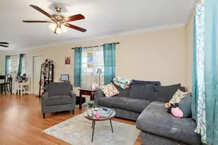 5211 Maple Ln, Naples, FL 34113 - Photo 6
