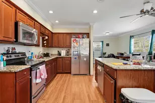 5211 Maple Ln, Naples, FL 34113 - Photo 12