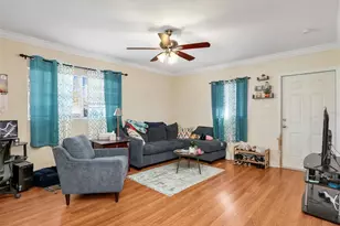 5211 Maple Ln, Naples, FL 34113 - Photo 8