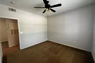 13245 Sanctuary Cove Dr, Tampa, FL 33637 - Photo 10