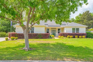 3510 Hunters Trail Cir, Eustis, FL 32726 - Photo 4